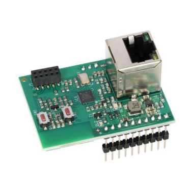 Zielona płytka elektroniczna z portem Ethernet typu RJ45, dwoma mikrostykami oraz licznymi układami scalonymi i komponentami SMD.